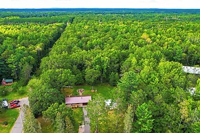 Hayward Home w/ Private Deck, Fire Pit & Kayak!