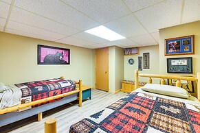 Hayward Home w/ Private Deck, Fire Pit & Kayak!