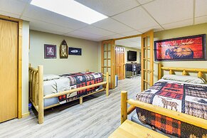 Hayward Home w/ Private Deck, Fire Pit & Kayak!