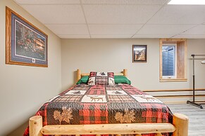 Hayward Home w/ Private Deck, Fire Pit & Kayak!