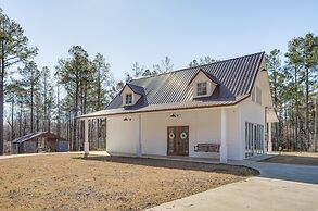 Spacious Lexington Home w/ Fire Pit: Hunt & Fish!