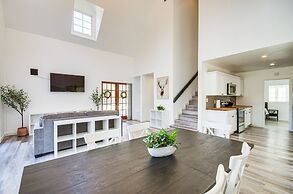 Spacious Lexington Home w/ Fire Pit: Hunt & Fish!