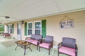 Monticello Home w/ Deck & Fire Pit < 1 Mi to Water