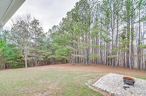 Monticello Home w/ Deck & Fire Pit < 1 Mi to Water