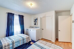 Peaceful Trenton Home w/ Patio Near Hiking!