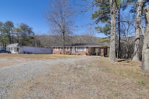 Peaceful Trenton Home w/ Patio Near Hiking!