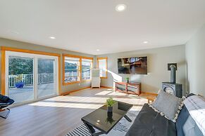 Stunning Mount Vernon Home w/ Big Lake Views!