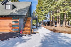 Westwood Cabin: Lake Almanor Across the Street!