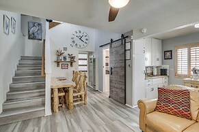 Cozy Cabin w/ Deck - 2 Mi to Bear Mountain Resort!