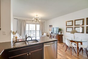 Walkable Lynchburg Condo w/ Private Balcony