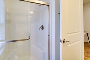 Walkable Lynchburg Condo w/ Private Balcony