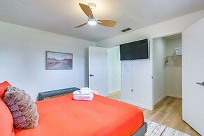 Home w/ Screened Porch, Near Weeki Wachee Springs!