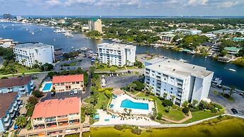 Dolphin Point 105b 2 Bedroom Condo by RedAwning