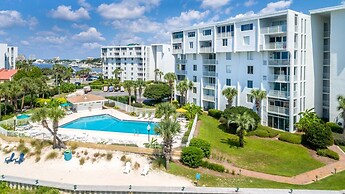 Dolphin Point 105b 2 Bedroom Condo by RedAwning