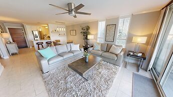 Dolphin Point 105b 2 Bedroom Condo by RedAwning