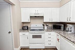 Beach House 305b 1 Bedroom Condo by RedAwning