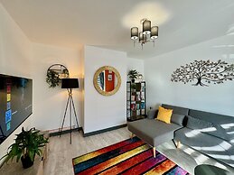 Sandringham House Serene Escape Cottage