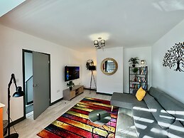 Sandringham House Serene Escape Cottage