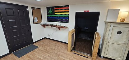 The Canna House by High Society Rentals