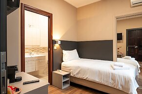 Torino Station Relais