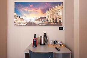 Torino Station Relais