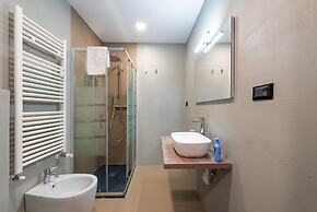 Torino Station Relais