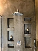 Niketh Villa Komari Arugambay