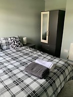 Impeccable 3-bed House in Birmingham