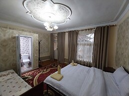 Fayz Guest House