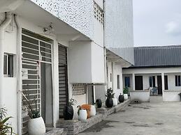 New Travellers Lodge