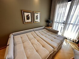 Elegante Flat de Um Quarto em Moema