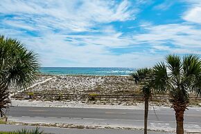 Palm Beach Club 3-235