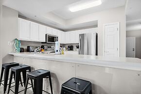 Summerwind Center 1304