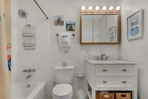 Bungalow By the Sea-starfish