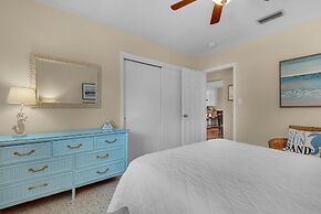 Bungalow By the Sea-starfish