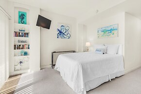 Portside Villas Unit 17 - Beach Life