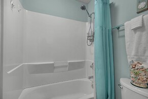 Beachview 101- Beaches and Moonbeams