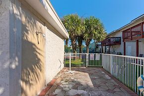 Beachview 101- Beaches and Moonbeams