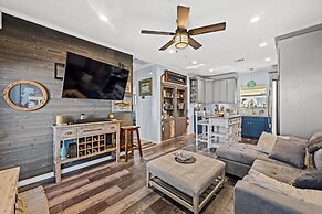 Island Beach, Fish & Swim