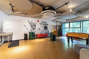 Caza Noz - Studios com ótima estrutura e área comum próximo da USP e B