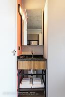 Caza Noz - Studios com ótima estrutura e área comum próximo da USP e B