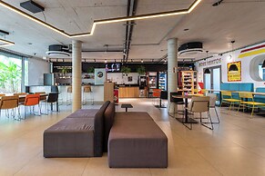 Caza Noz - Studios com ótima estrutura e área comum próximo da USP e B