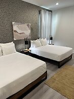 Luxury 9BD Encore Pool Summerkitchen