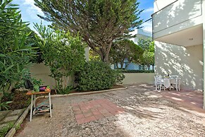 Residence Thalassa With Pool