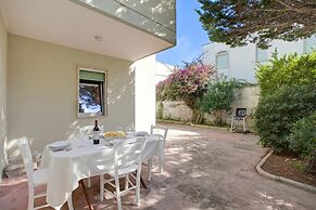 Residence Thalassa With Pool