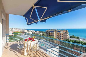 Sofy Apartment- Sea View & Private Parking