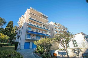 Sofy Apartment- Sea View & Private Parking