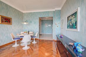 Sofy Apartment- Sea View & Private Parking