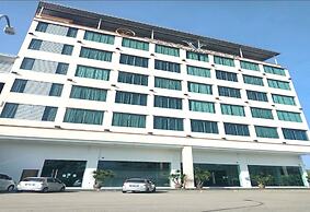 OYO 90934 Tong Villion Hotel