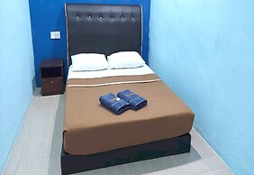 OYO 90937 Tanjak Hotel